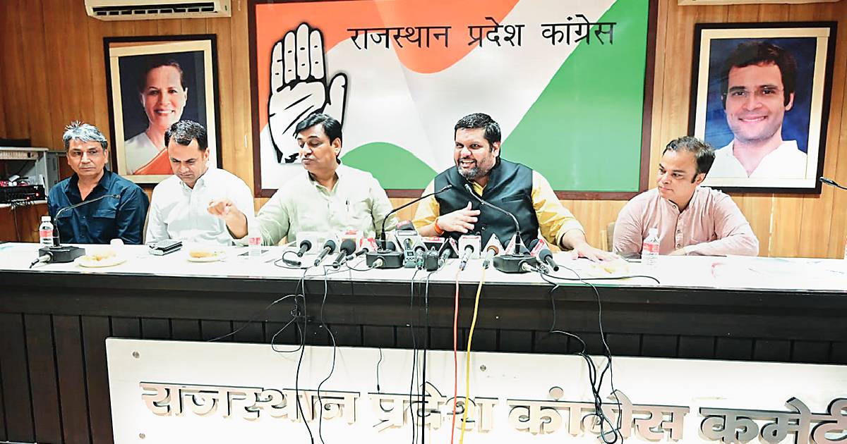 ED Notice to Sonia, RaGa: Cong’s stir at ED office today